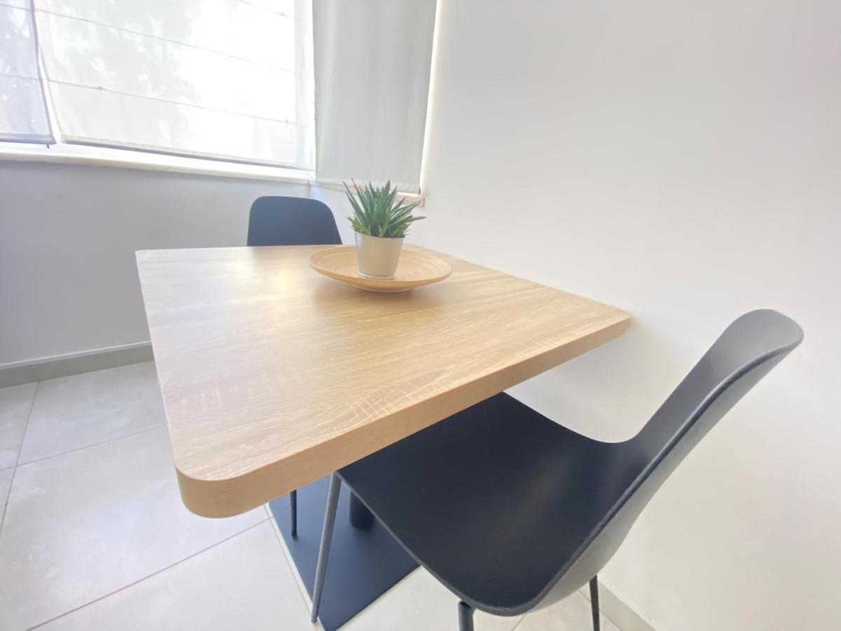 שטובל Central Station Apartment מראה חיצוני תמונה